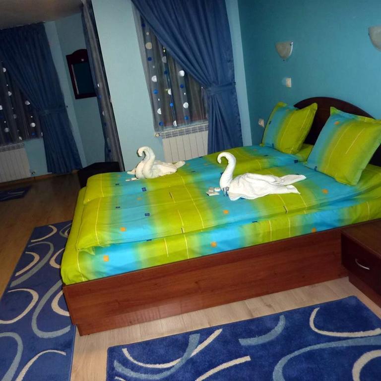 Guest House H Dzhogolanov Koprivştitsa Oda fotoğraf