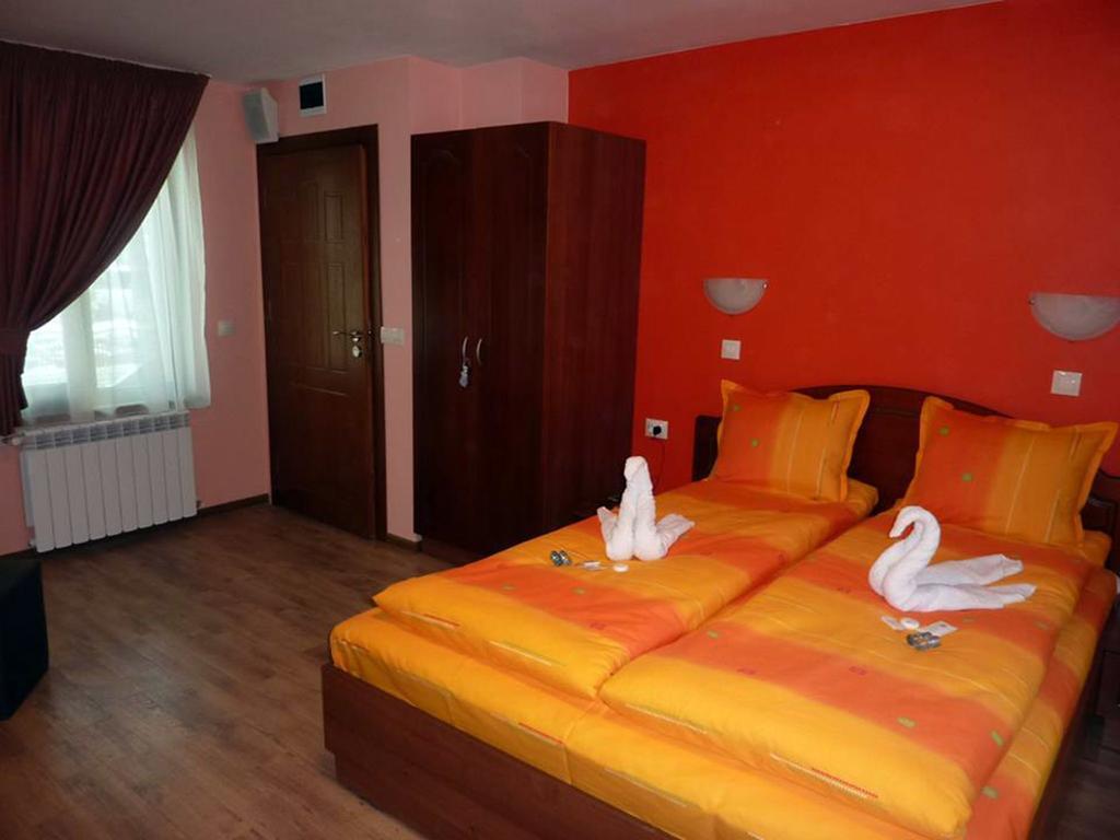 Guest House H Dzhogolanov Koprivştitsa Dış mekan fotoğraf