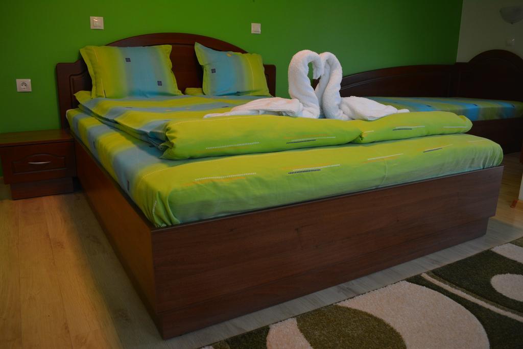 Guest House H Dzhogolanov Koprivştitsa Dış mekan fotoğraf