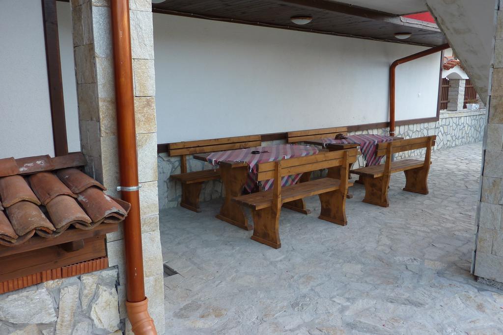 Guest House H Dzhogolanov Koprivştitsa Dış mekan fotoğraf