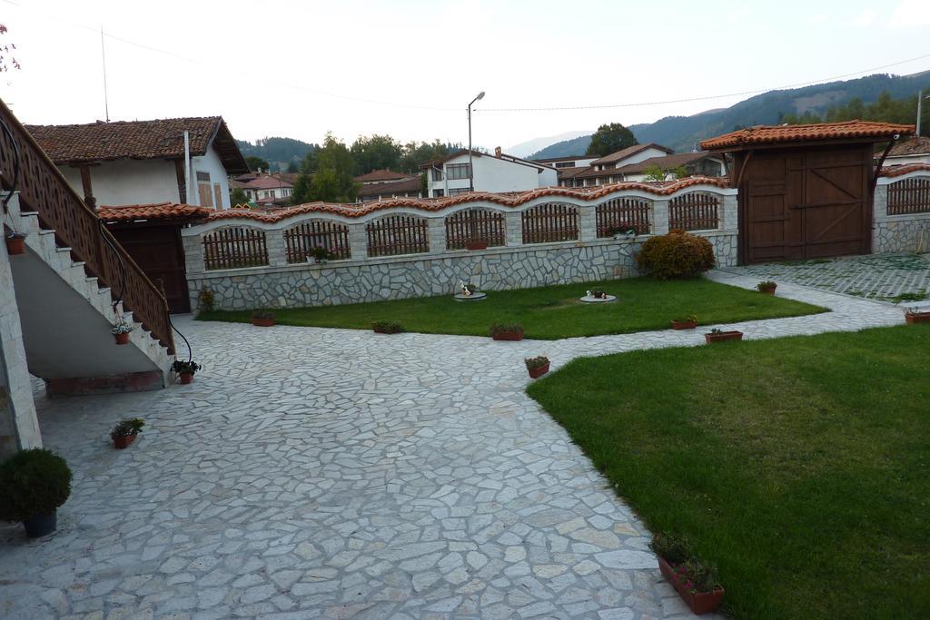 Guest House H Dzhogolanov Koprivştitsa Dış mekan fotoğraf