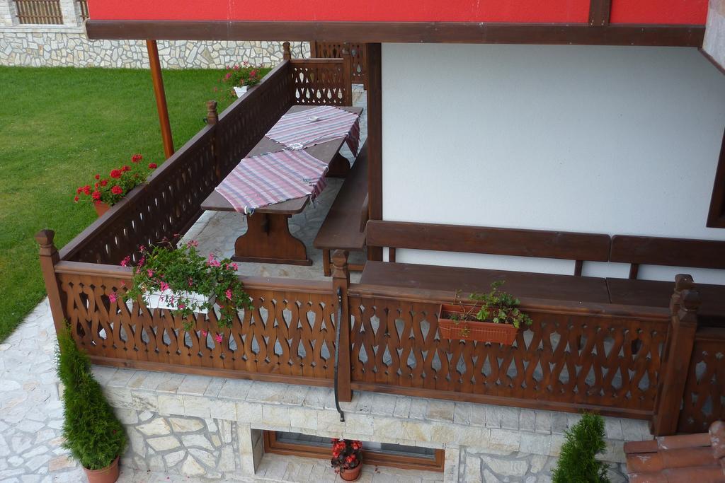 Guest House H Dzhogolanov Koprivştitsa Dış mekan fotoğraf