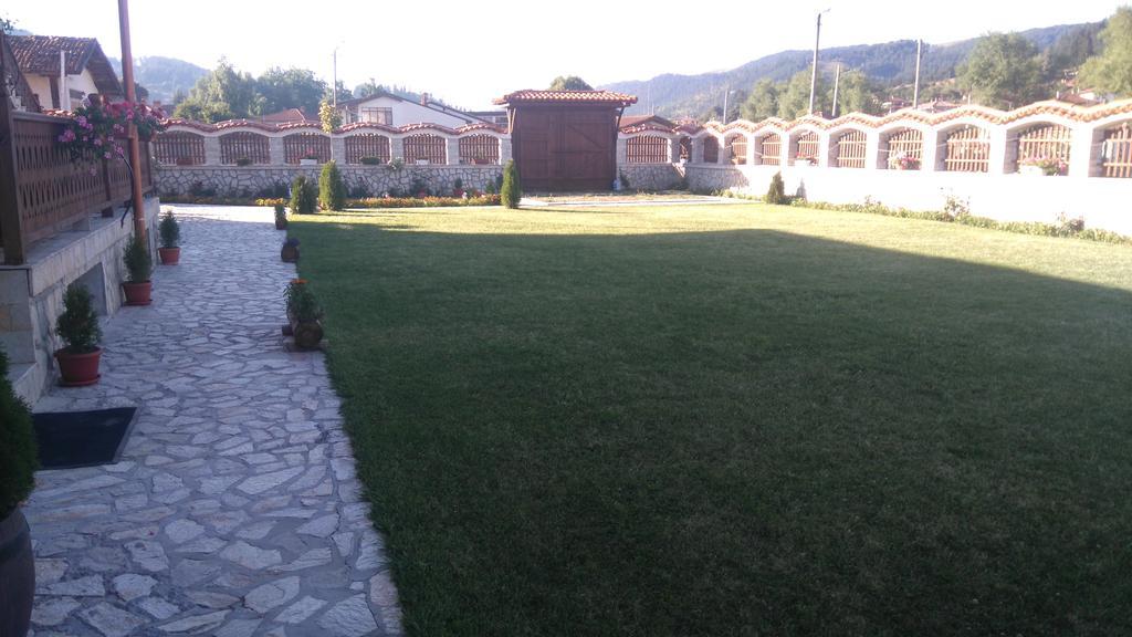 Guest House H Dzhogolanov Koprivştitsa Dış mekan fotoğraf
