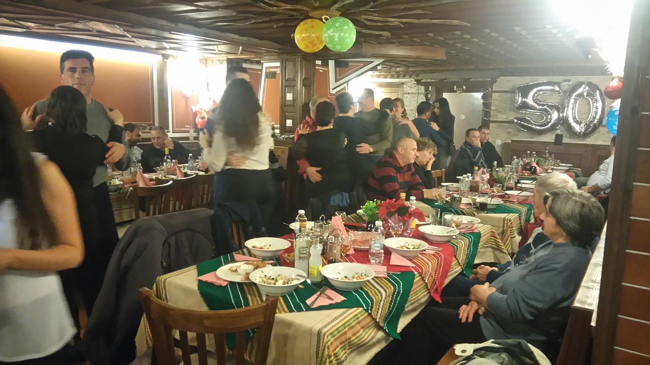Guest House H Dzhogolanov Koprivştitsa Dış mekan fotoğraf