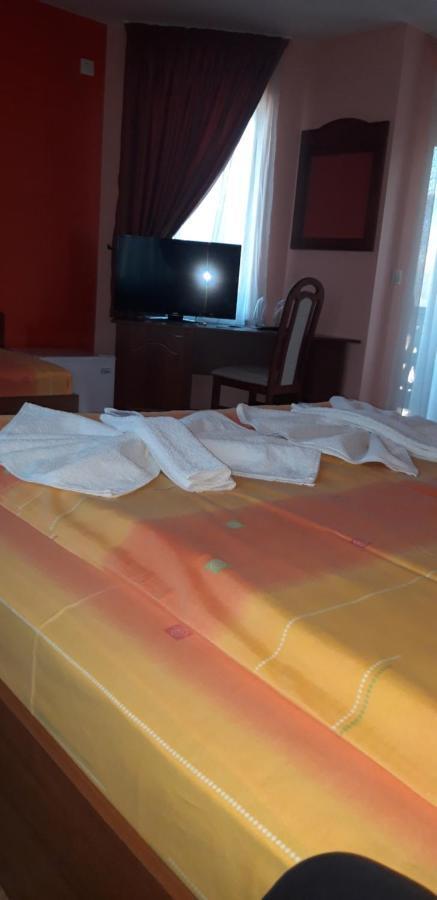 Guest House H Dzhogolanov Koprivştitsa Dış mekan fotoğraf