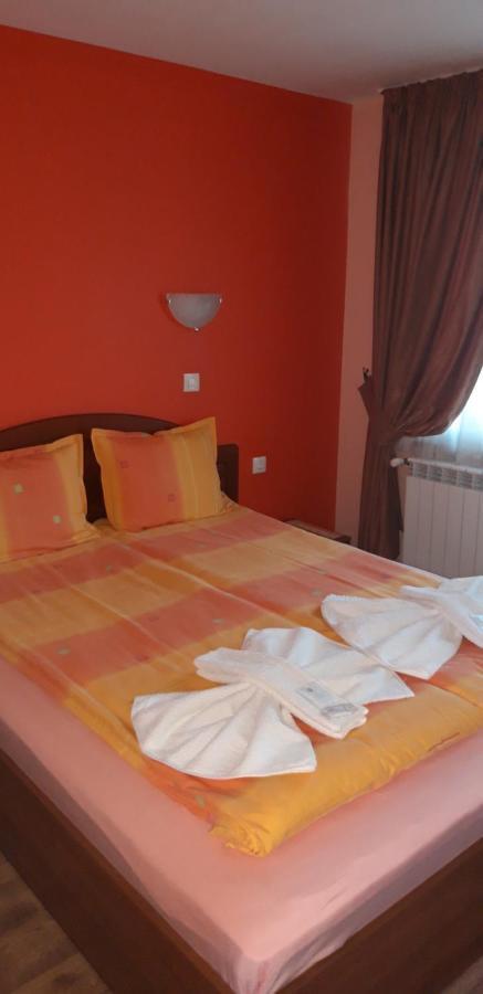 Guest House H Dzhogolanov Koprivştitsa Dış mekan fotoğraf